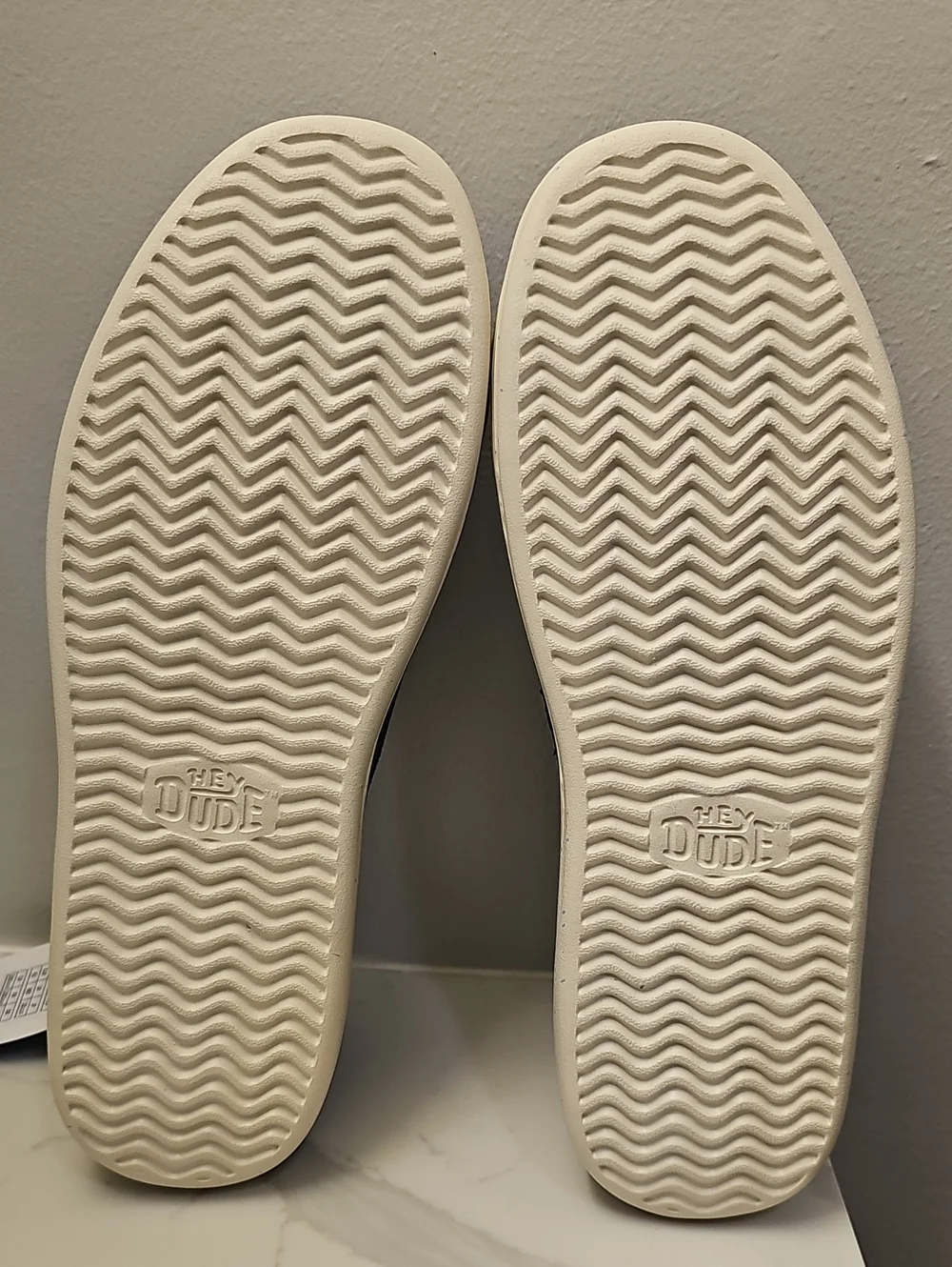 HEYDUDE Men's Sunapee Coastline Shoes. New In Box. Never Worn.